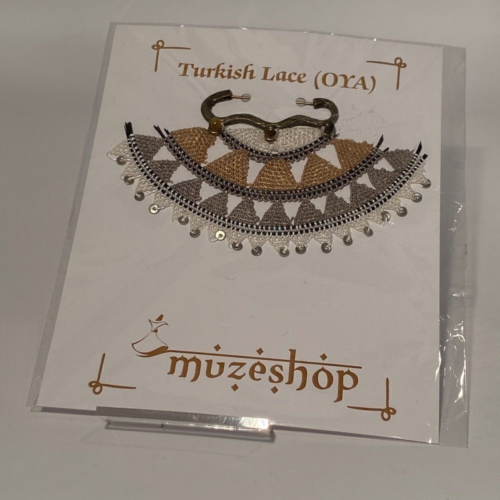 1365  Turkish Lace Oya Pin Gold Grey NWT